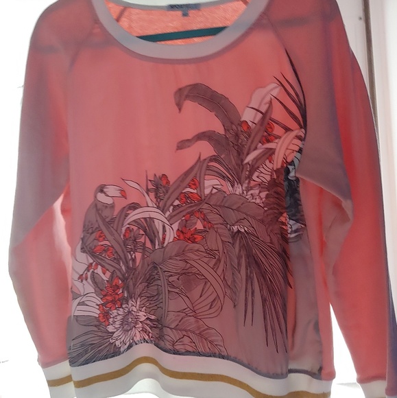 Top toucan rainforest long sleeve pullover - Picture 1 of 3